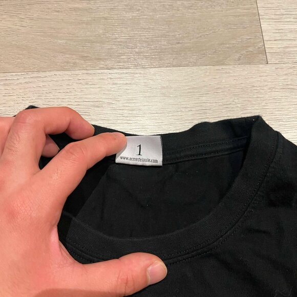 Acme de la vie cake graphic tee - Picture 4 of 7